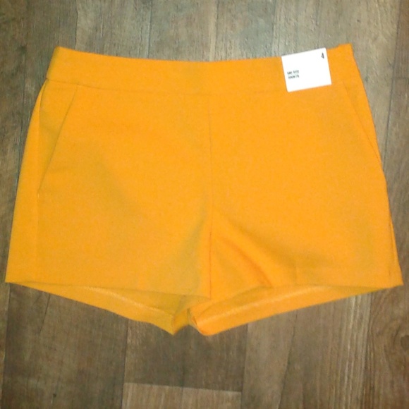 Express Mid Rise size 4 NWT Shorts - Picture 4 of 4